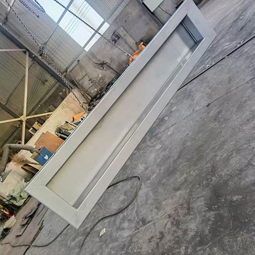 液压拍门式冲洗闸门