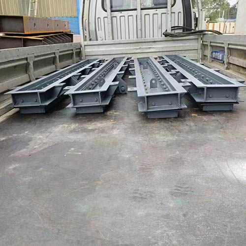 液压水利冲洗拍门|管道用，防倒灌+**清淤的技术参数与应用