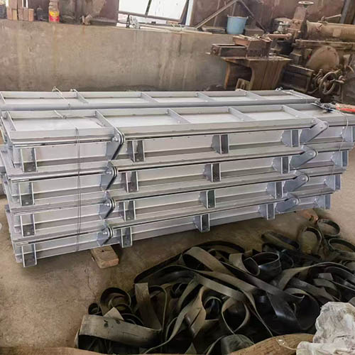 液压水利冲洗拍门零件